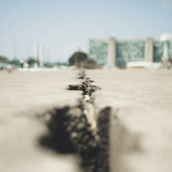 Asphalt crack filing